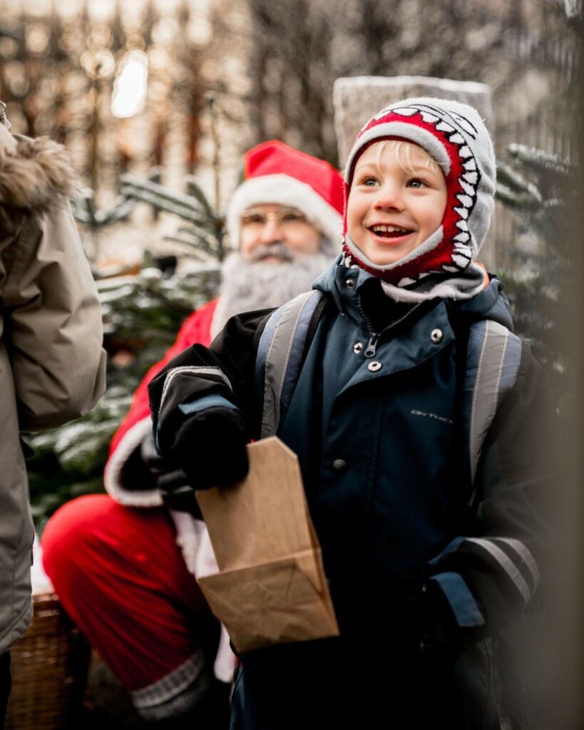 2:a helgen i advent – Fartfylld helg på stan med Barnens (h)juldag på Stora Torget